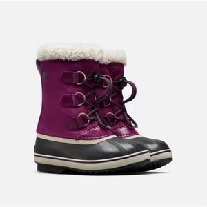 Sorel girls size 3 purple faux fur winter boot